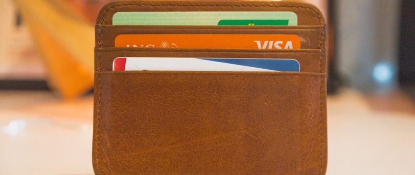 Airline Miles vs. Bank Points: When to Use Each for Maximum Value